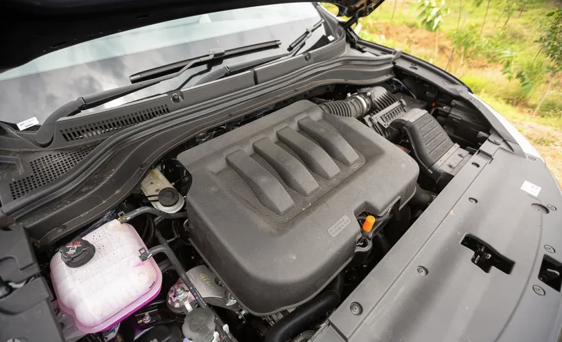 2024 Mahindra XUV700 Engine